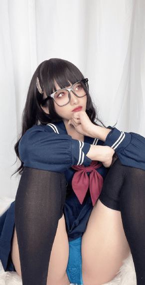 蜜臀在线免费观看_完整版BD高清中字